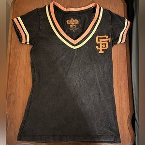 SF San Fransisco Giants T-shirt